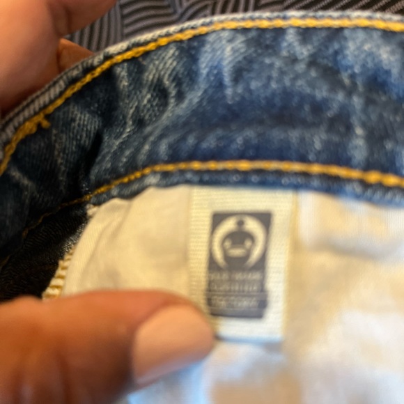 Wild Fable Distressed Jeans - Picture 4 of 6